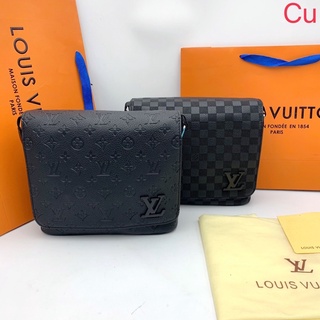 🔥New!!! Louisviton 10” กระเป๋าสะพายผู้ชาย งาน : Top mirror หนังอย่างดีงานสวยเป๊ะมากๆ🔥🔥