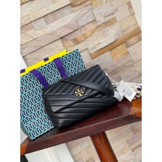 📮@3,790.-🔥🔥New Modern &amp;Trendy Sale 7 %🔥🔥💯(Size Small) Tory Burch Kira Chevron Small Convertible Shoulder Bag