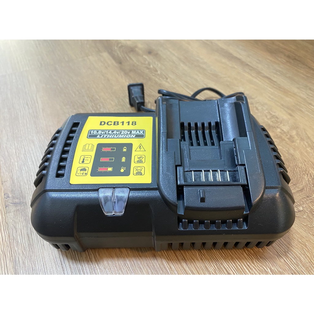 Dewalt Charger 10.8V - 18V 4.5A ชาร์ทเร็ว Replacement สินค้าเทียบใช้ทดแทน
