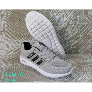 Sale 50% OFF รองเท้าแฟชั่นแบนด์ Adidas