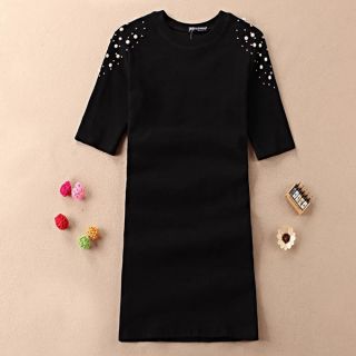 《พร้อมส่ง》เสื้อยืดตัวยาวปักมุกช่วงไหล่