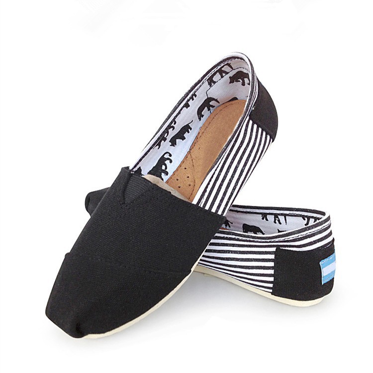 รองเท้าผ้าใบลำลองสำหรับผู้ชายผู้หญิง Toms Shoes