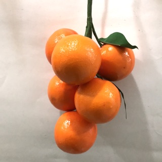 Oranges ผลไม้ปลอม  ส้มเหมือนจริง 1 พวงมี 6 ลูก