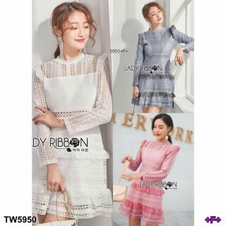 เสื้อผ้าผู้หญิง เดรสลูกไม้แขนยาว A 370