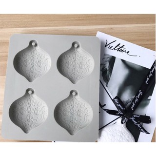 พิมพ์สบู่เจาะรูลายวินเทจ 4 ช่อง รหัสสินค้า : 004533