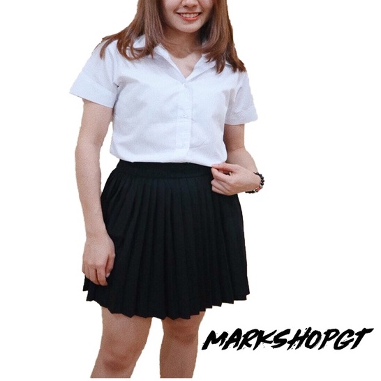 เสื้อนักศึกษา ทรงเข้ารูป หลังปีกนกแหลม แขนแหลม