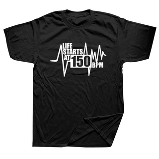 T-shirt  เสื้อยืด พิมพ์ลายกราฟฟิค Life Starts At 150 Bpm Hardstyle Hardcore Dance Dj สไตล์สตรีท ฮาราจูกุS-5XL