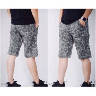 กางเกงขาสั้นชิโน่ รุ่น 71 ผ้า 100%Cotton ความเจ๋งของกางเกงตัวนี้คือ เนื้อผ้าเกรดAA+ พิมลายใบไม้ลุคคแคชชวลสุดๆ
