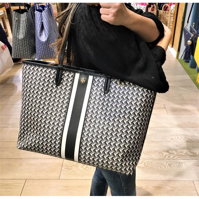 ส่งฟรี‼️ Tory Burch Tile T Link Black Tote | Shopee Thailand