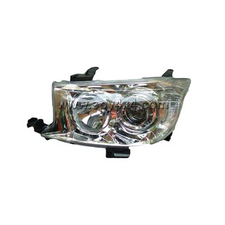 ไฟหน้า Toyota Fortuner 2009-2011 Projector  ข้างซ้าย ยี่ห้อ TYC (ส่งฟรี)