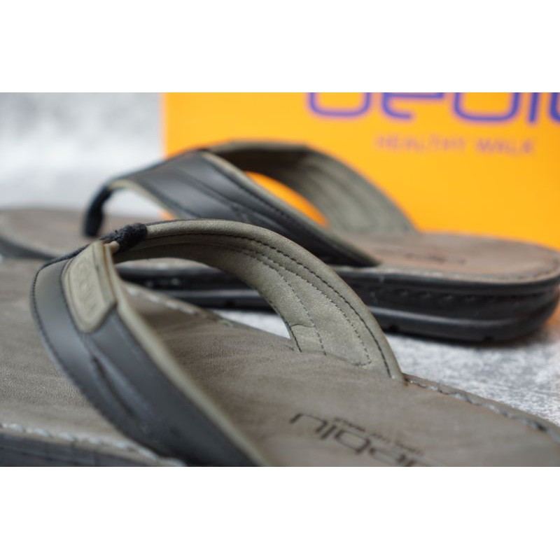 SIZE39-44 รองเท้าสุภาพบุรุษแบบคีบDeblu รหัสM5702 สีดำ/สีแทน งานเย็บพื้น ทนทาน
