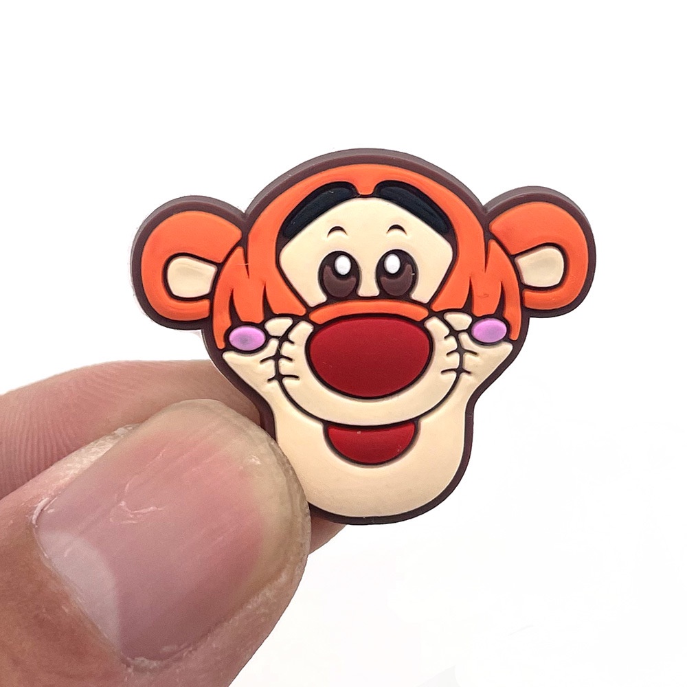 JIBBITZ cross charms ตัวติดรองเท้า Tigger PVC ตัวติดรองเท้า cross