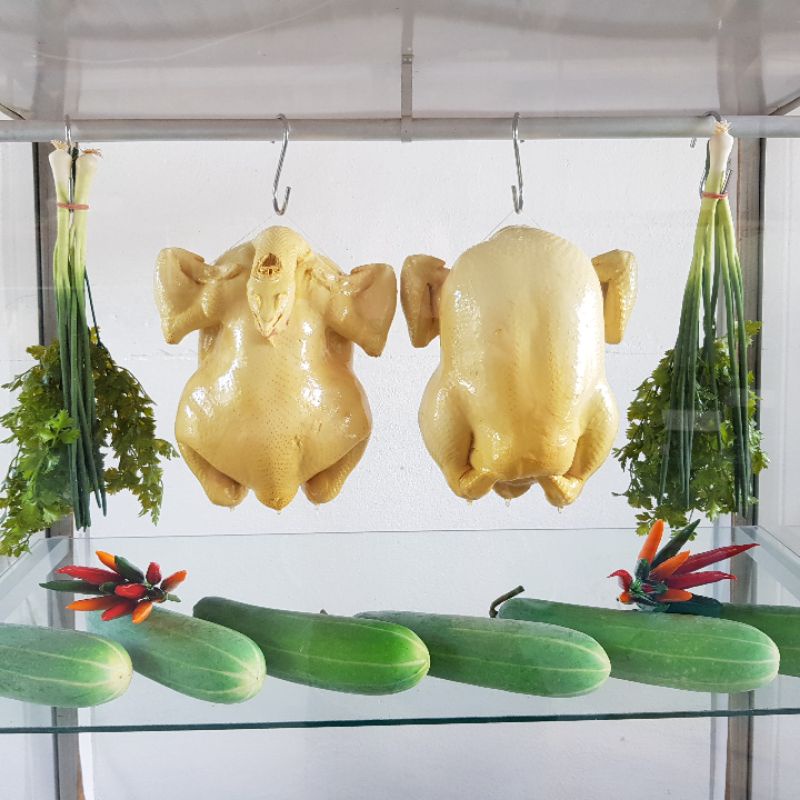 ชุดJ ไก่ปลอม สำเร็จรูป และ ผัก พร้อมตกแต่ง ไก่ขนาด 3 โล แบบเหลือง ได้ครบตามรูป ไม่รวมตู้ โมเดลไก่ ไก่เรซิ่น  ไก่ต้มปลอม
