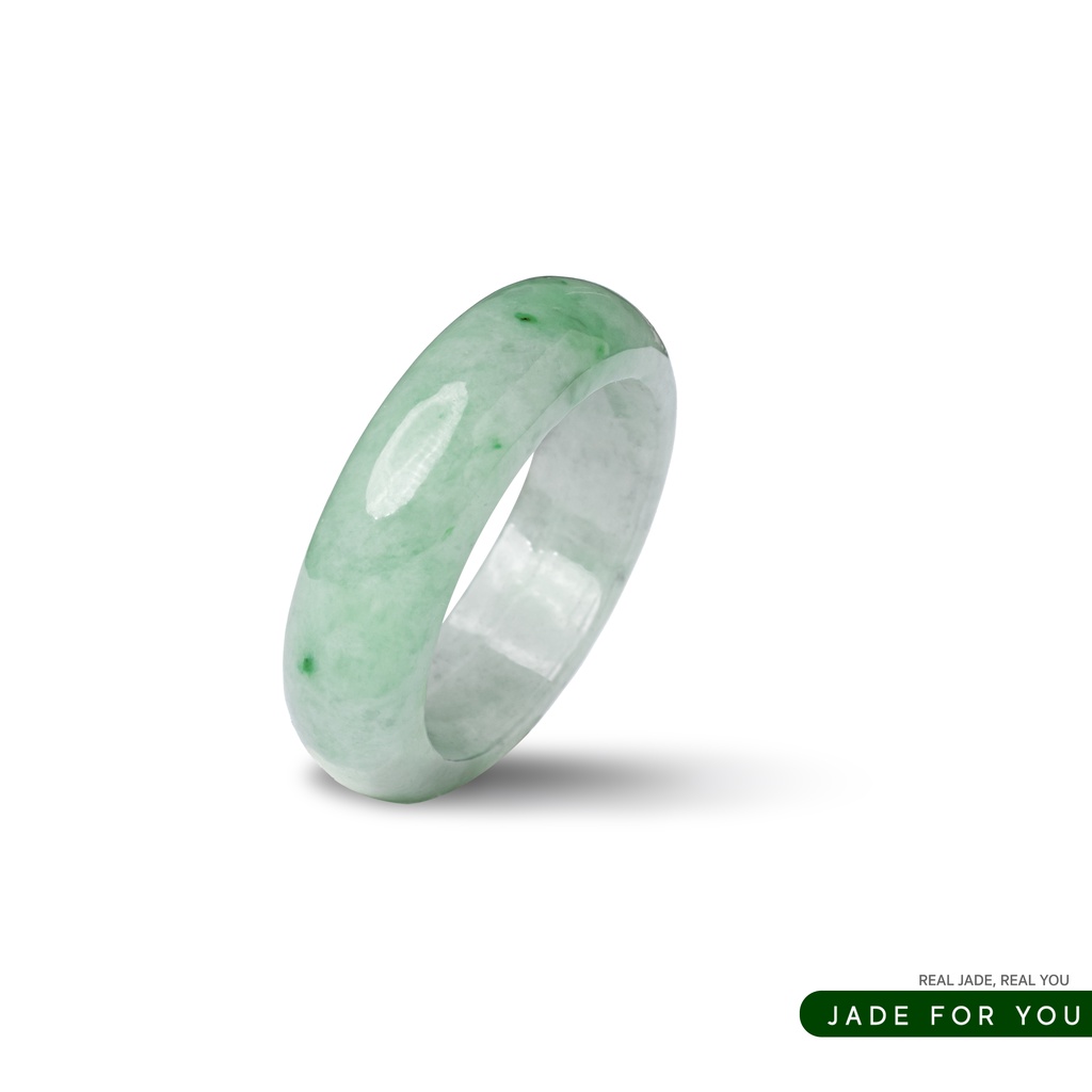 JADE FOR YOU แหวนเกลี้ยง หยกเขียว