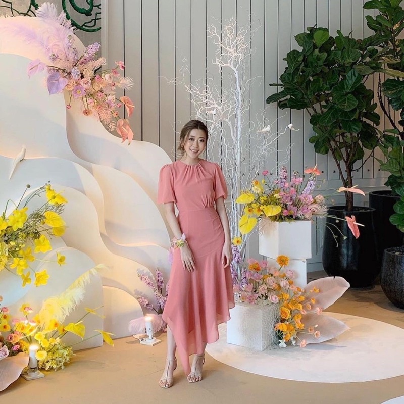 เดรสออกงาน จาก Peace eveninggown