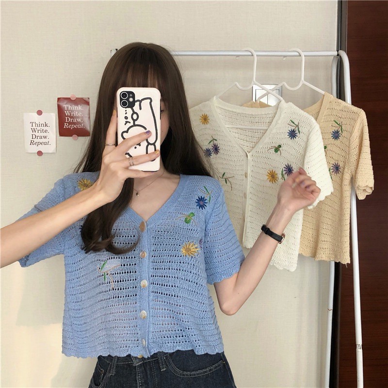 ส่งทันที Cici(NO. 73073)เสื้อไหมพรมแขนสั้น บางเบาใส่สบาย ปักลายดอกรอบอก