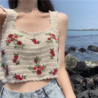 🌟Romance Top🌟 -งานนำเข้า -เสื้อครอปไหมพรมถัก ปักลายดอกกุหลาบจิ๋วๆน่ารักๆ