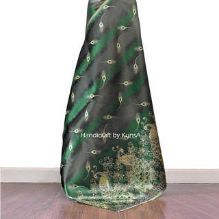 KunsA ผ้าไหม ประดิษฐ์ พุมเรียง Phumriang Synthetic Silk Fabric ทอมือ ลายไทย ผ้าถุงลายไทย green