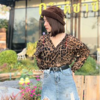 🐯พร้อมส่ง
🐯งานตัดเย็บไทย
เชิ้ตคอวีซีทรูลายเสือ