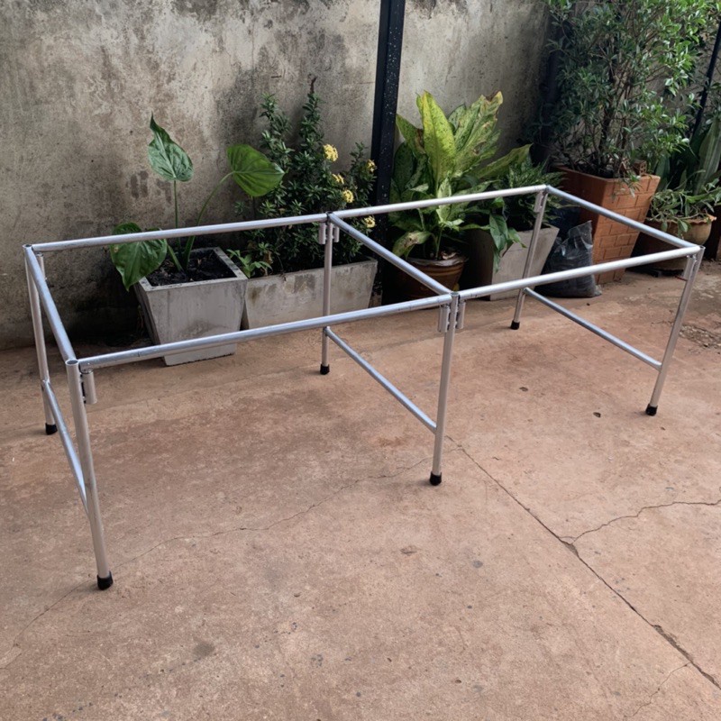 โครงเหล็กตลาด เฉพาะโครงได้เป็นชุด มี 2 แบบ แบบชุดนั่งสูง 60 และ สูง 80 cm. เป็นขาแบบต่อได้ใช้ได้ ขาตลาดนัด ราคาถูก