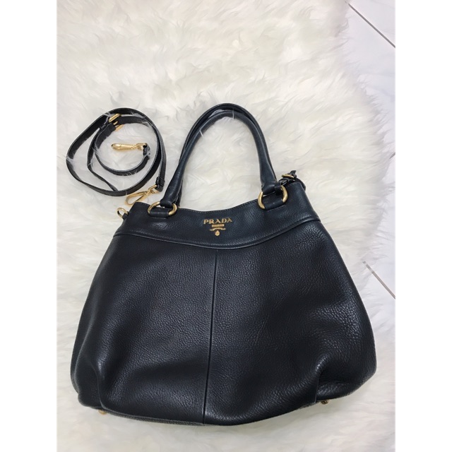 Prada มือสองสีดำ ของแท้  💯