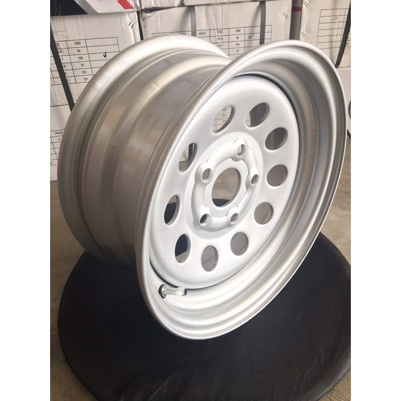 จัดส่ง ที่รวดเร็ว กะทะผ่า ขอบ 14" 5 รู มิตซู ไทตั้น และ Toyota ไทเกอร์ ไมตี้ C.67บรรทุกสูงสุด 6 ตัน 