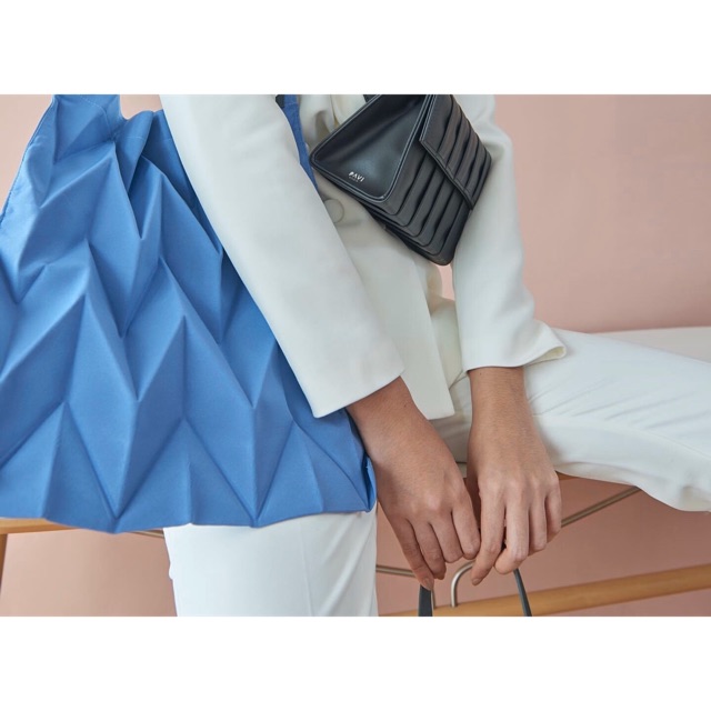 Pavi Studio - กระเป๋าผ้าอัดพลีท จุของได้เยอะมาก สวย เก๋ มี 2 Collection