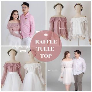 Raffle tulle top • เสื้อเปิดไหล่อัดพลีทแขนยาว