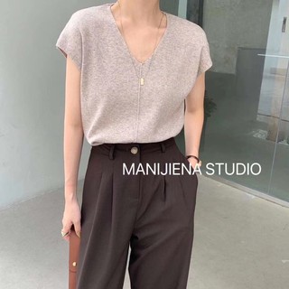 เสื้อคอวีผ้านุ่มยืดใส่สบาย