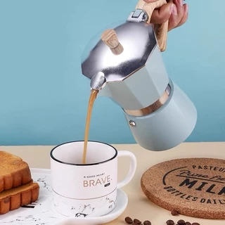 ☕☕☕ส่งวันนี้💯 150/300มล.Moka Pot กาต้มกาแฟสดพกพา หม้อต้มกาแฟ ทรงแปดเหลี่ยม หูจับลายไม้