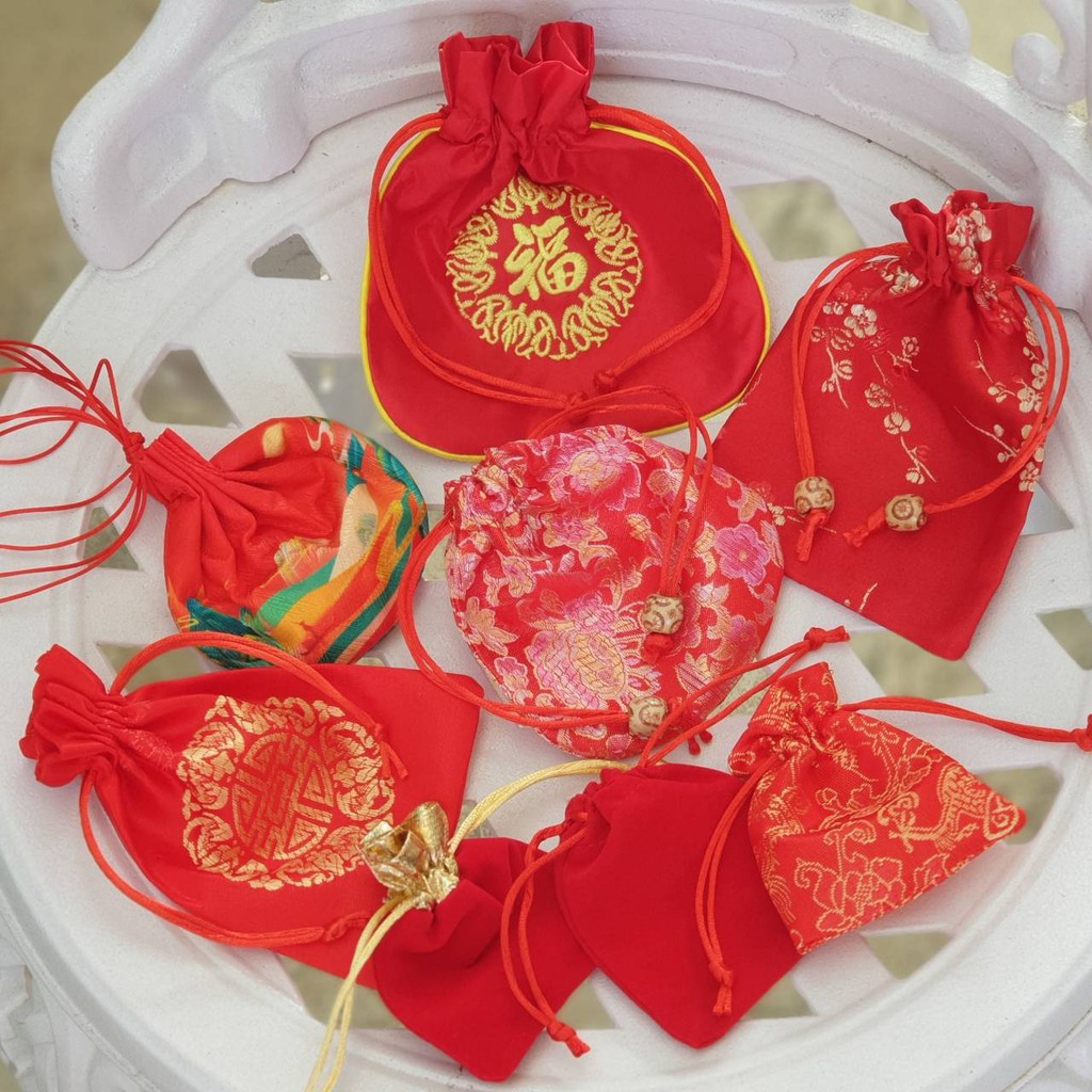 กดขั้นต่ำ 10 ชิ้นนะคะ ::: ถุงแดงใส่เครื่องประดับ ใส่ของมงคล ใส่ทอง ใส่พระ ใส่ส้มตรุษจีน ถุงกำมะหยี่