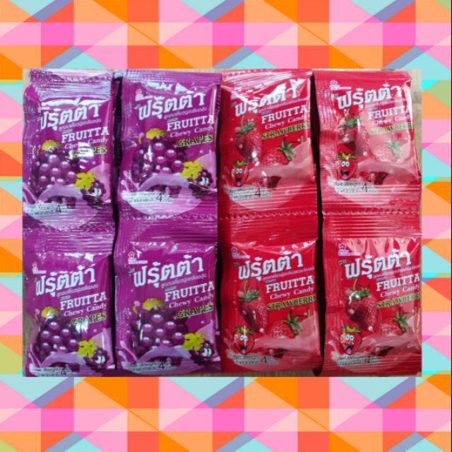 ฟรุตต้า ลูกอมเคี้ยวนุ่ม กลิ่นผลไม้ มีให้เลือก 2 รส สตรอเบอรี่ /องุ่น 1 แพ็ค มี 24 ชิ้น