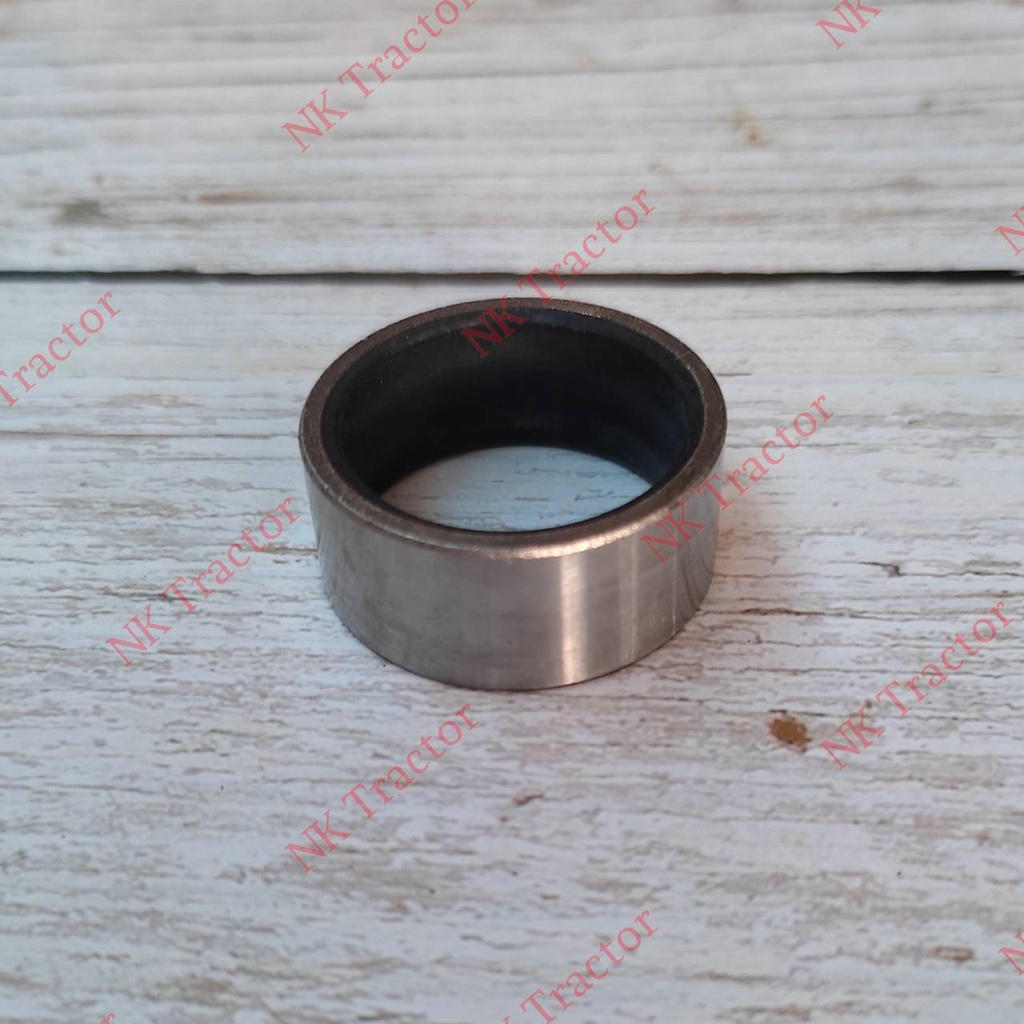 ยันม่าร์ บูชซีลเดือยหมู หน้า EF352 EF393 YM351A YM357A ( T / TLX ) (Yanmar) (ปลอกซีลเดือยหมู ปลอกซีล