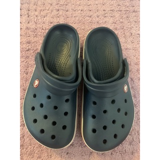 รองเท้าลำลองcrocs มือ2