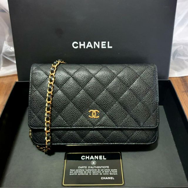 Chanel woc black cavier Holo19