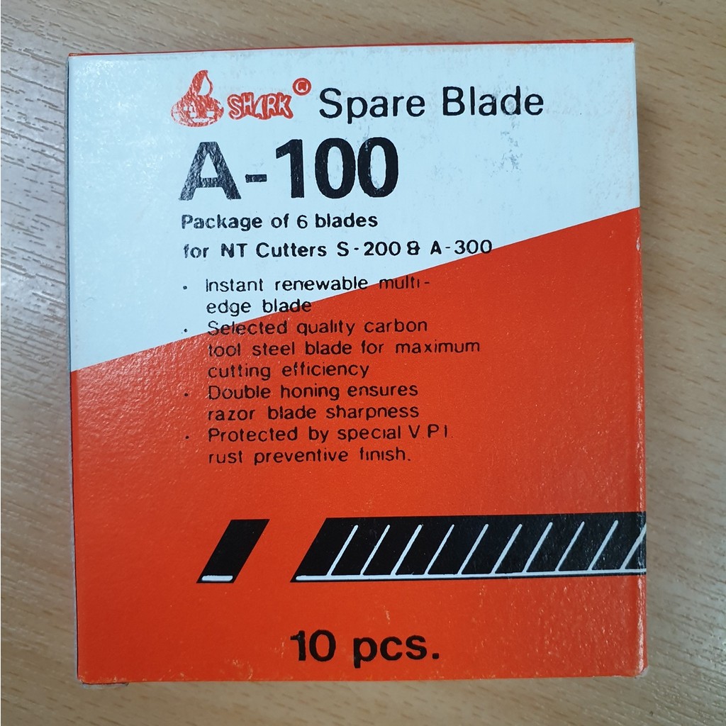 ใบมีดคัตเตอร์ shark A 100 ยกกล่อง 60 ใบมีด