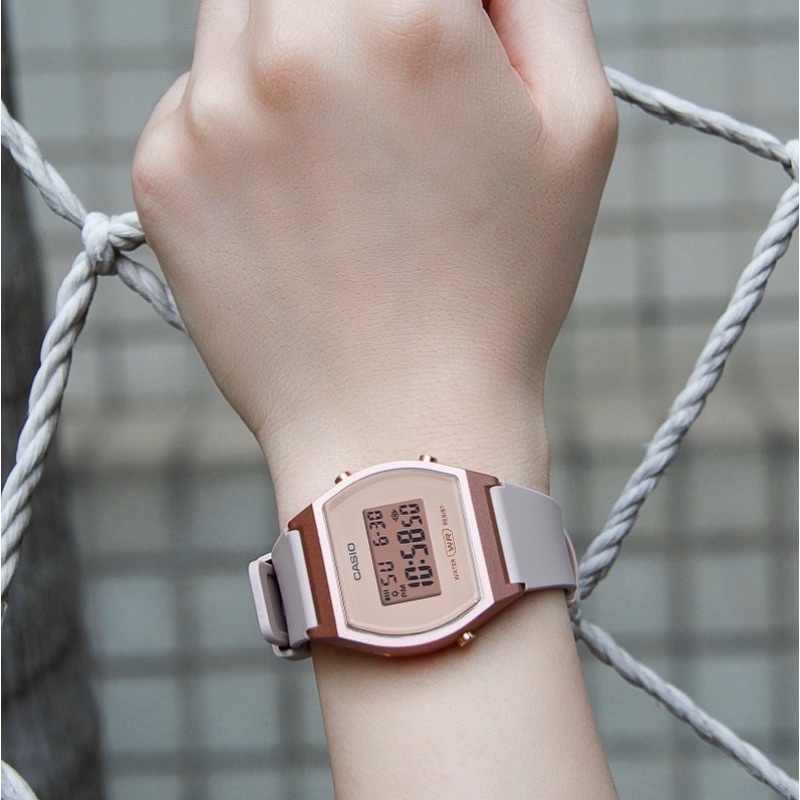 นาฬิกา รุ่นขายดี  ‼️ สินค้าพร้อมกล่อง ถุง  นาฬิกาข้อมือผู้หญิง
