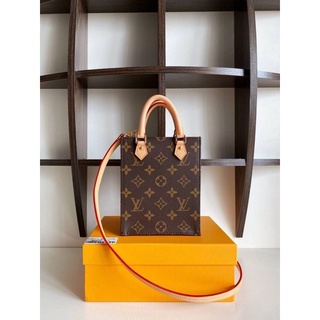 Louis Vuitton Petit Sac Plat