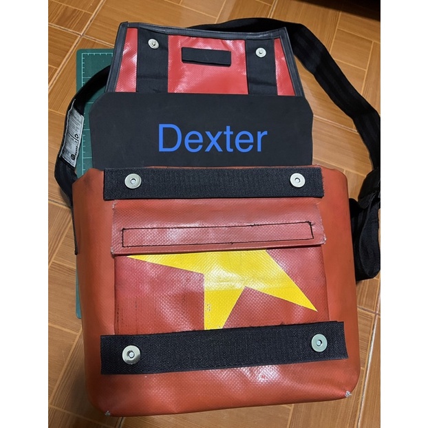 ดันทรง&ถนอมตีนตุ๊กแก freitag Dexter