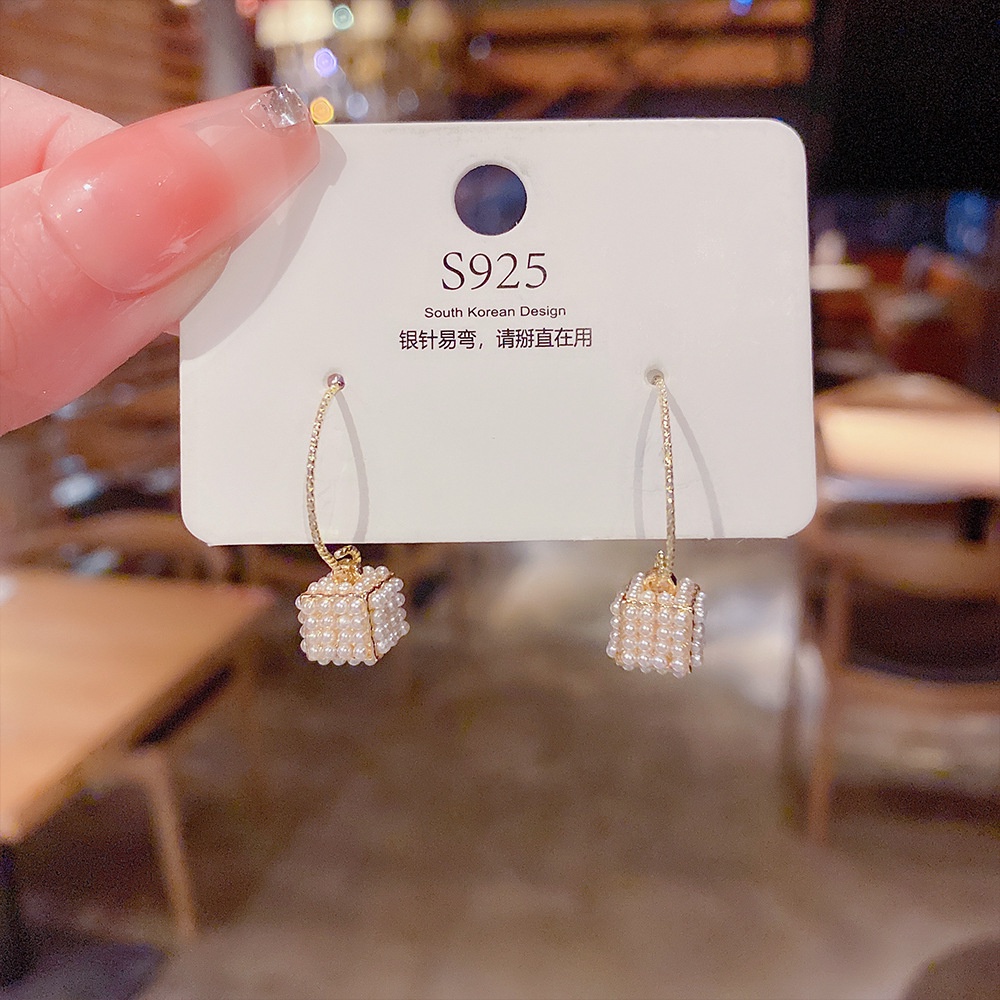 s925 silver earrings, square pearl earrings, Korean fashion earrings, women's accessories
