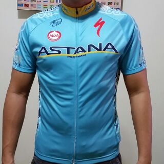 เสื้อปั่นจักรยาน Astana มือสองไซส์ M ใหม่มาก