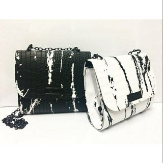 Vavoom Signature Bags