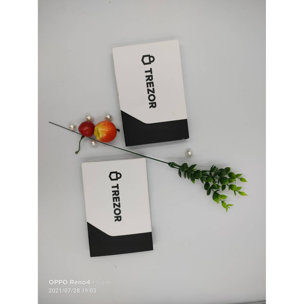 Trezor Model T  กระเป๋าฮาร์ดแวร์เก็บ bitcoin hardware wallet for bitcoin  เทรเซอร์ ฮาร์ดแวร์วอลเล็ท 