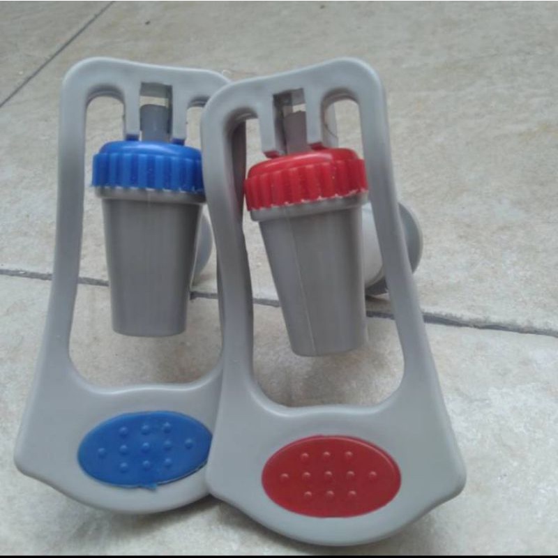 ก๊อกน้ําจ่าย uchida และ maspion ดั้งเดิม