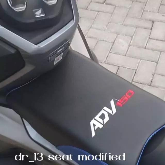 เบาะซ้อนท้ายเด็ก Honda ADV 150 ADV 160 ปักโลโก้