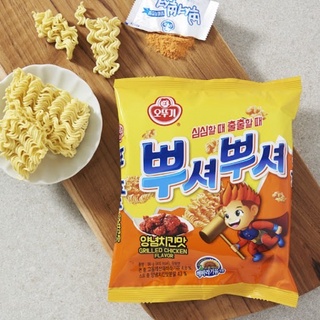 พร้อมส่ง 오뚜기 뿌셔뿌셔 양념치킨맛 บะหมี่(ทานเล่น)รสไก่เผ็ด Ottogi grilled chicken flavor 90g