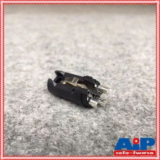 1ตัว LIDGE YM-001A ราคา1ตัว CANNON แจ็ค XLR ตัวเมีย 3 ขา ท้ายยาง สำหรับเข้าสาย รุ่น YM001A เอไอ-ไพศาล