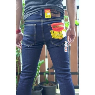 กางเกงยีนส์ขาเดฟผ้ายืด [พร้อมส่ง]มีเอว28-36เป้าแบบกระดุมมีหลายสีหลายป้ายให้เลือก[นายแบบสูง170นะจ๊ะ]