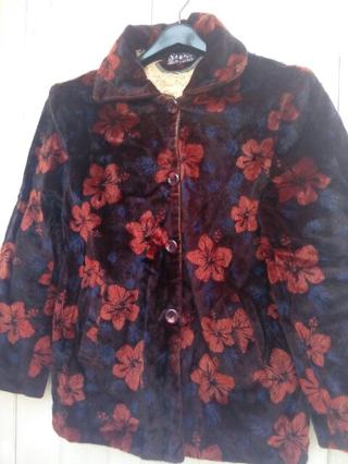 เสื้อกันหนาว ตัวใหญ่ ซับในขนเฟอร์ ผ้ากำมะหยี่ขนสั้น ตัวใหญ่ มือสอง