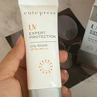 "UV Expert Protection City Shield Sunscreen กันแเด